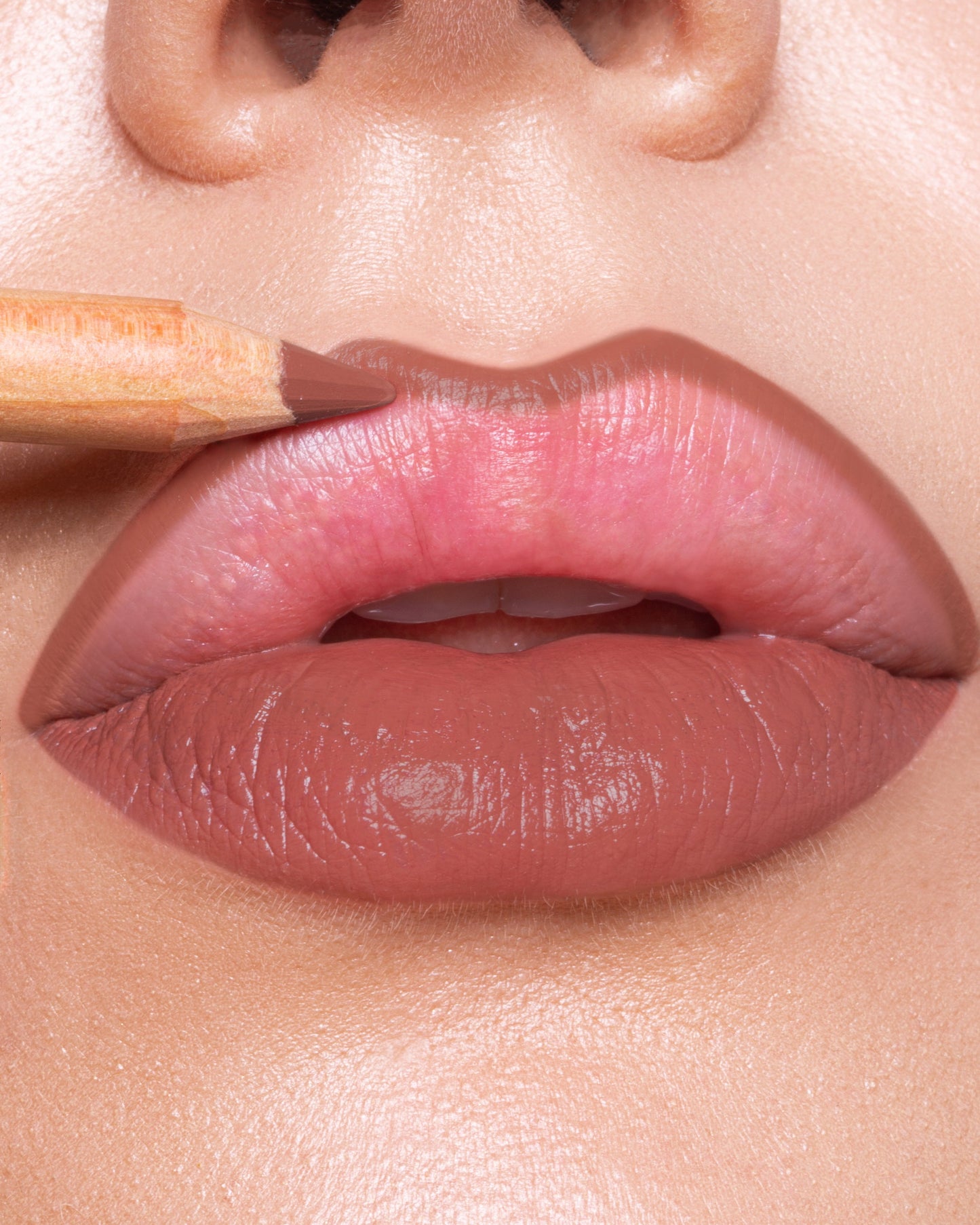 Astra Pure Beauty Lip Pencil — matita labbra cremosa