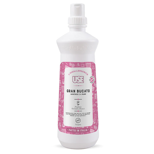 Flacone Use Gran Bucato della linea ipoallergenica, con etichetta pH neutro