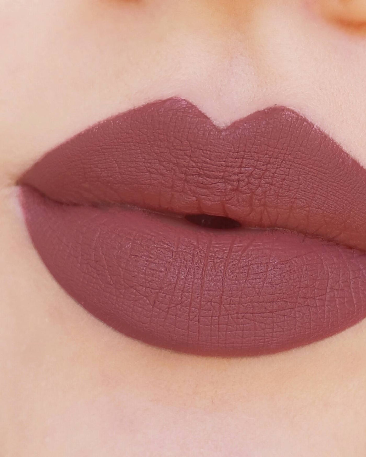 Astra Jumbo Lipstick 30 Mystic Mauve