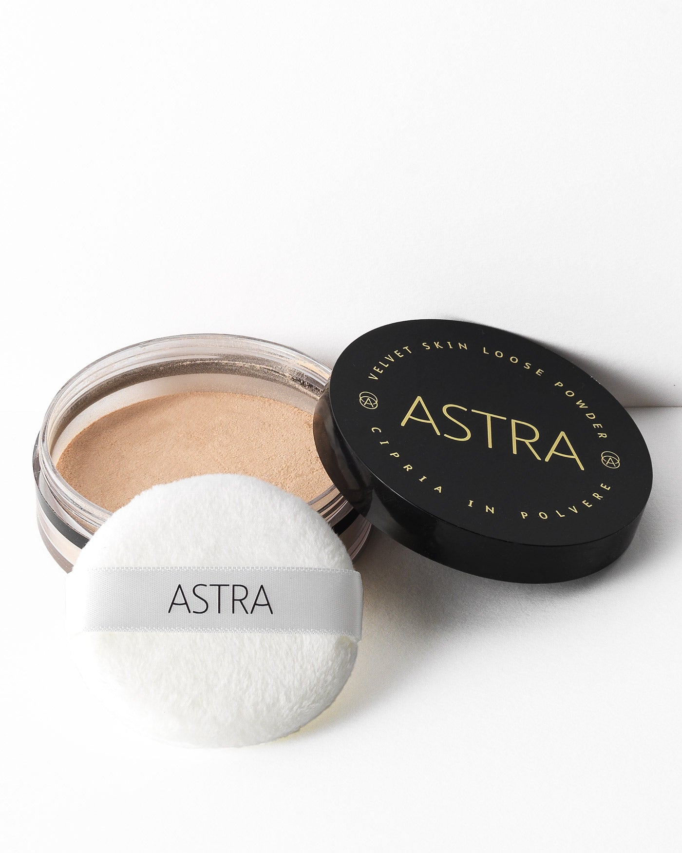 Astra Velvet Skin Loose Powder — cipria in polvere libera