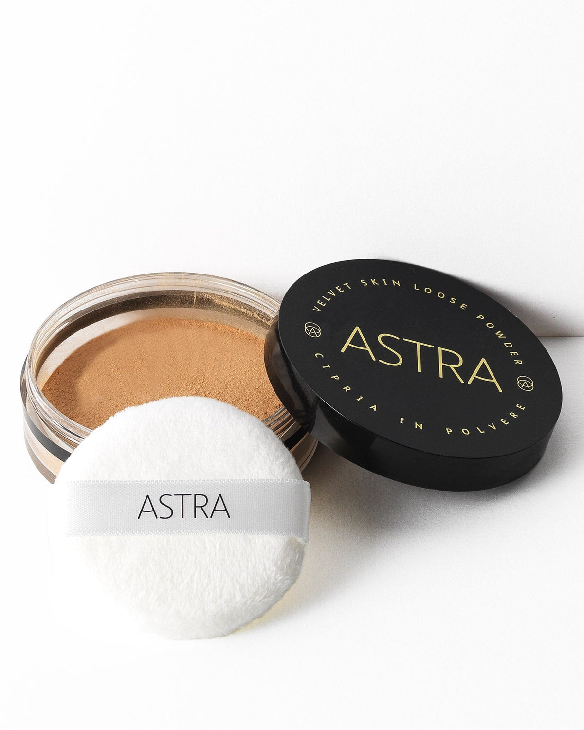 Astra Velvet Skin Loose Powder — cipria in polvere libera