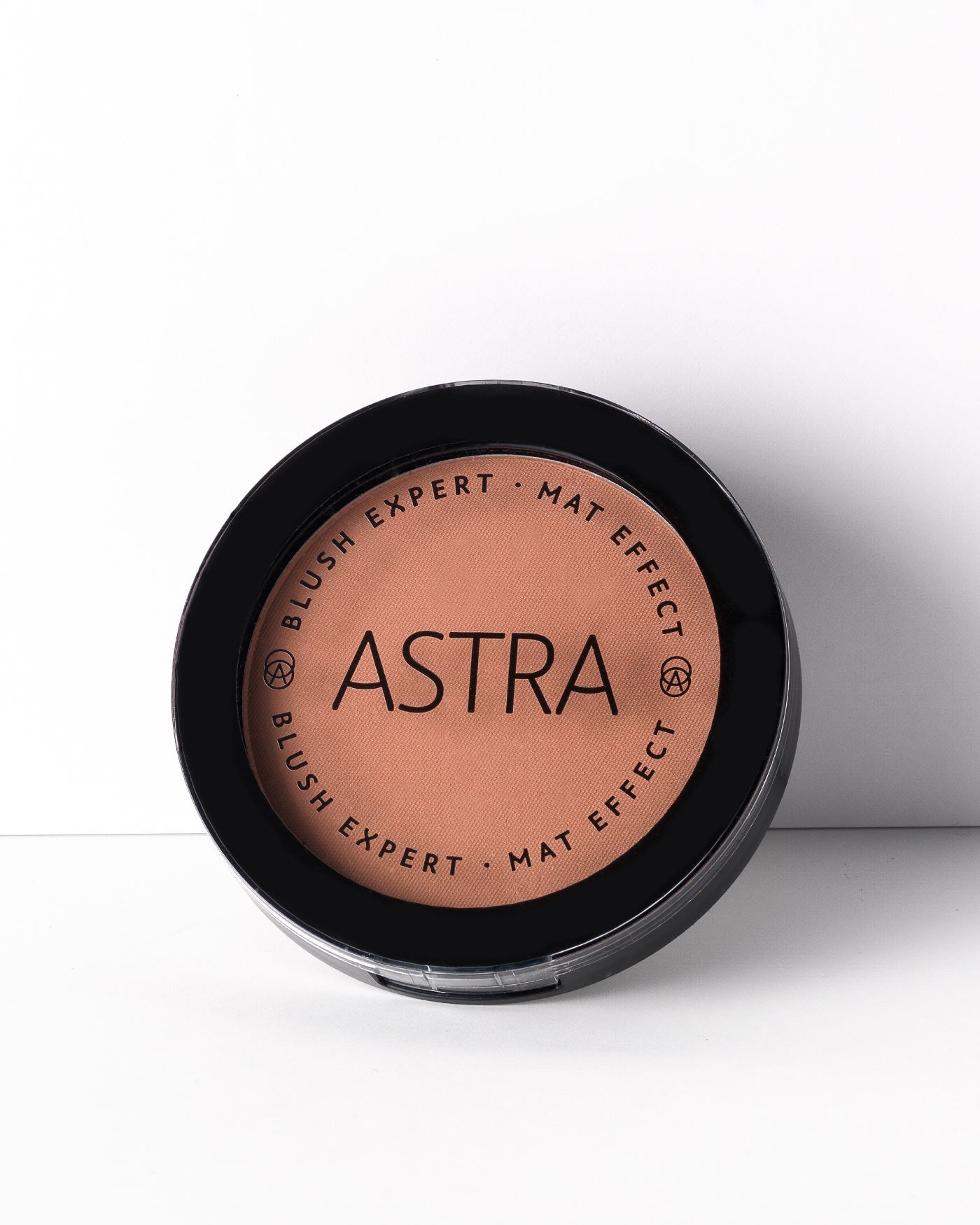 Astra Blush Expert — blush compatto dal finish mat