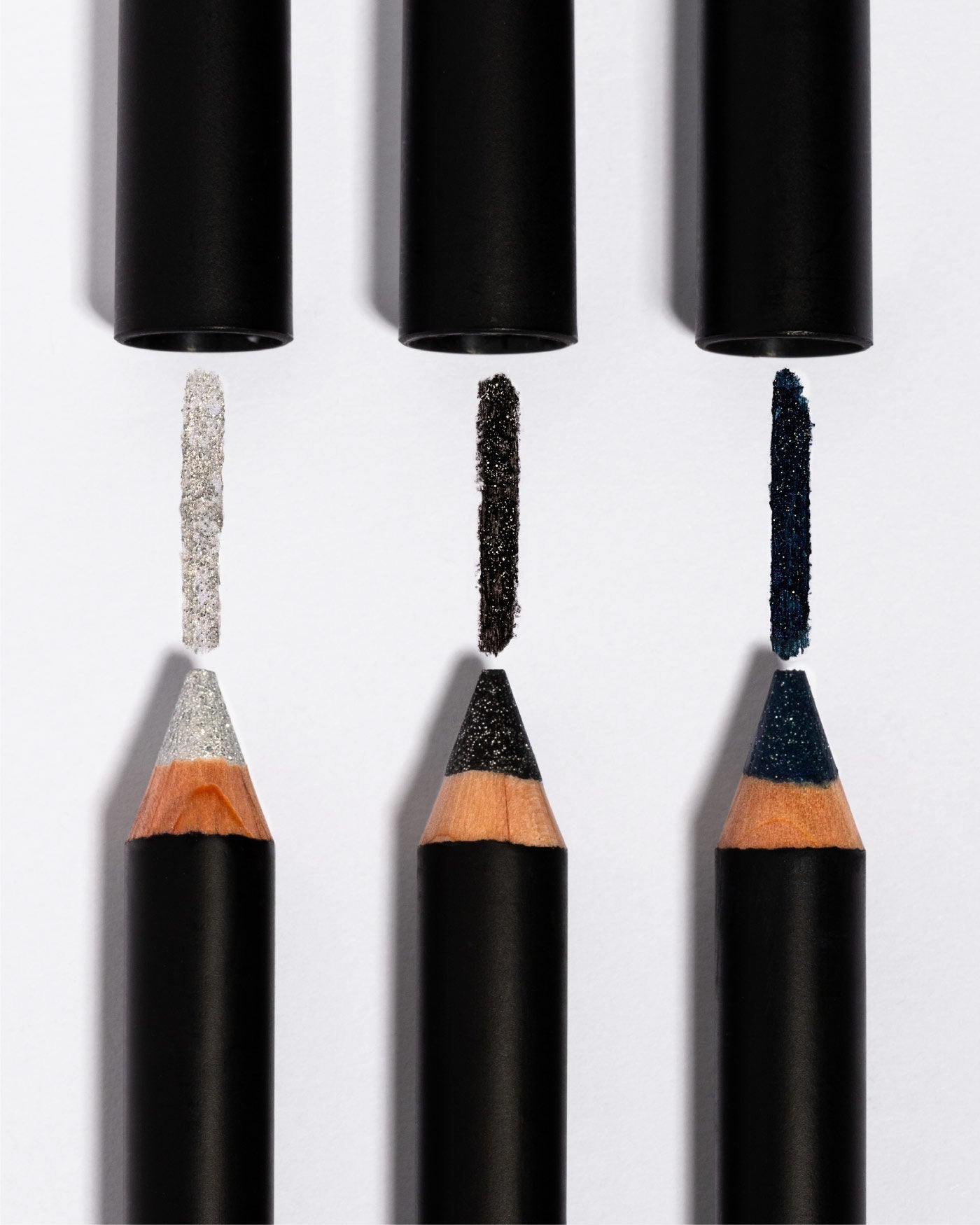 Astra Jumbo Glitter — matitone ombretto con glitter