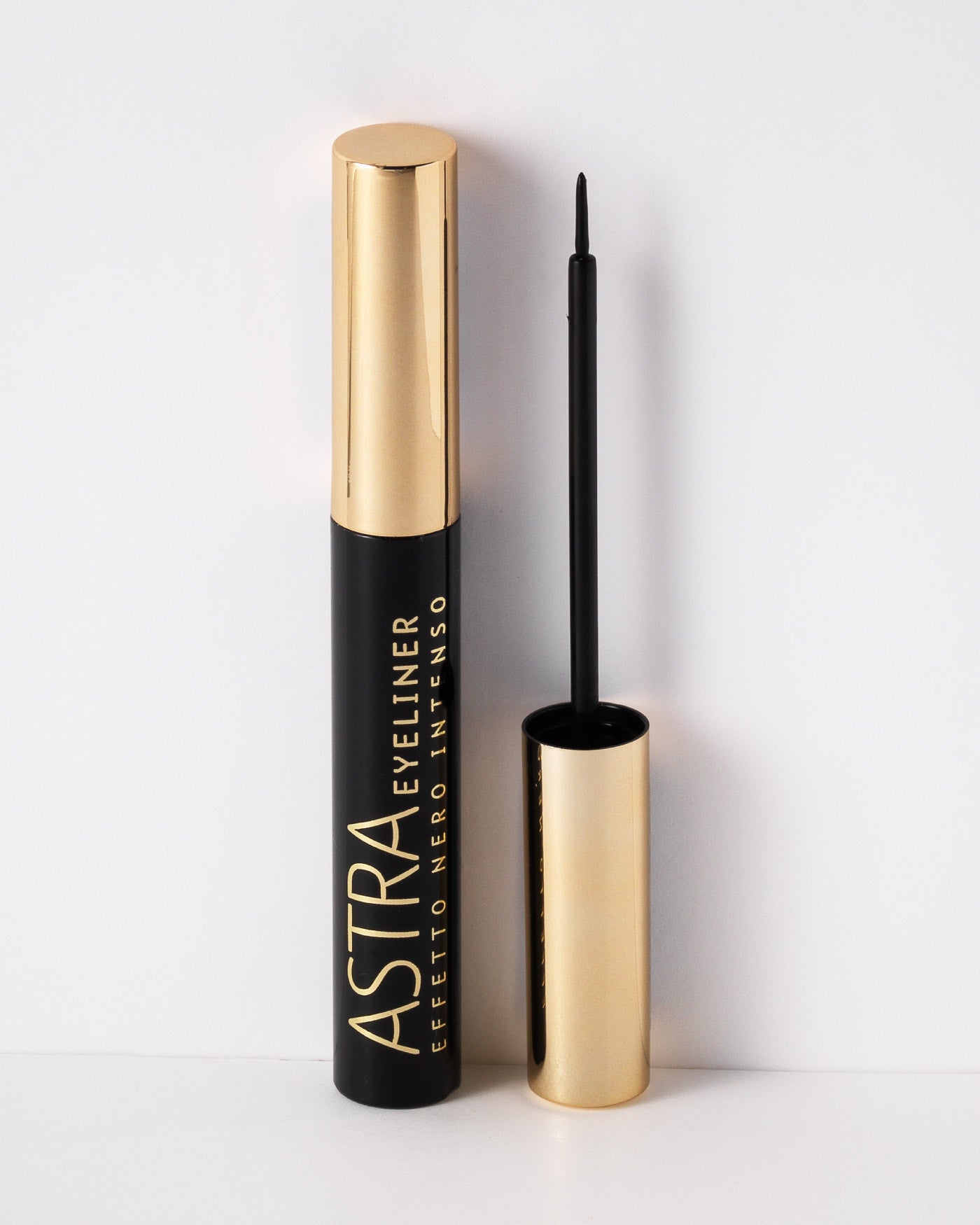 Astra Eyeliner — eyeliner liquido nero semi-mat