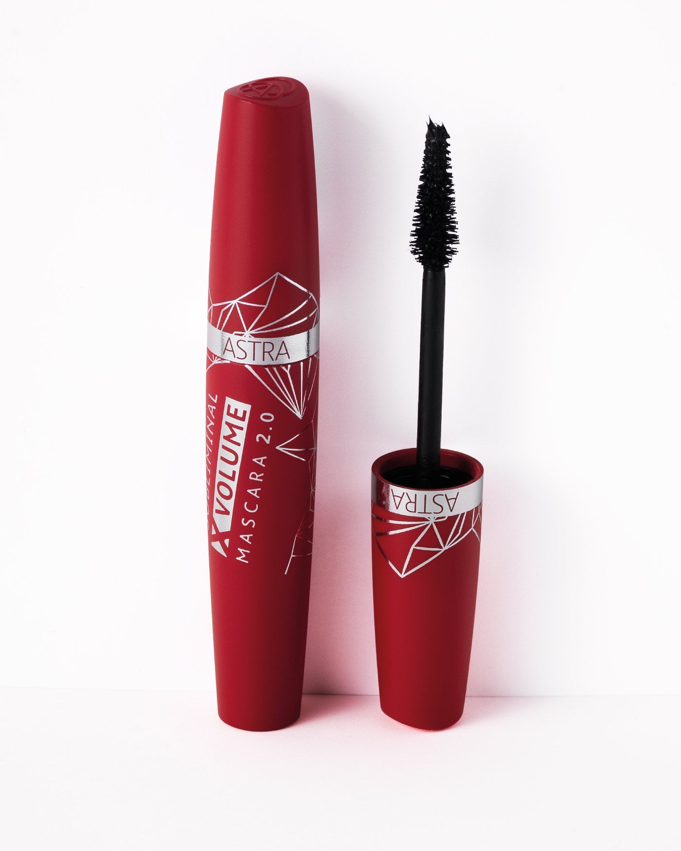 Astra Subliminal — mascara volume atomico extra-black