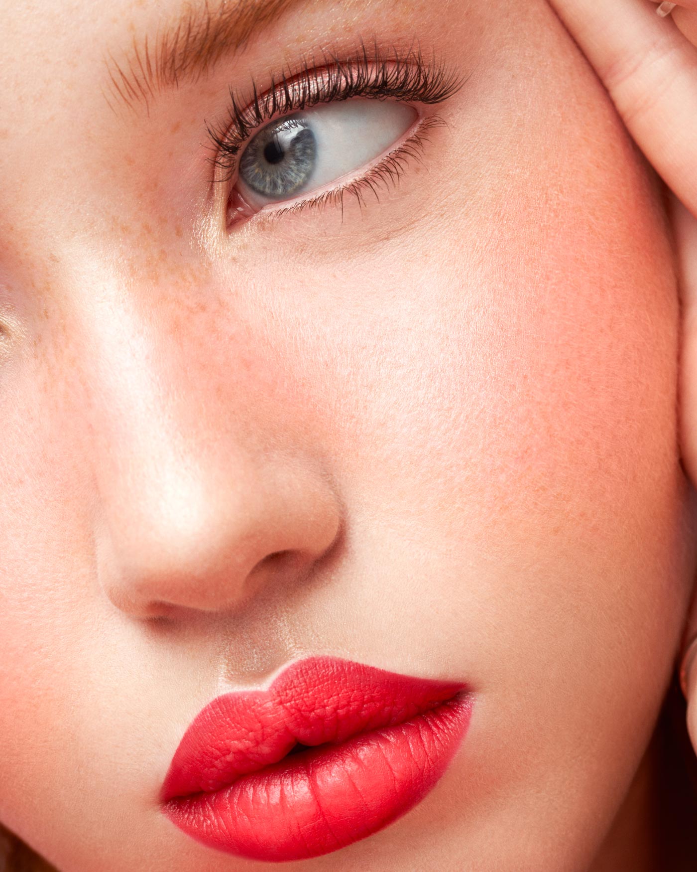 Astra First Reaction — mascara volumizzante nero