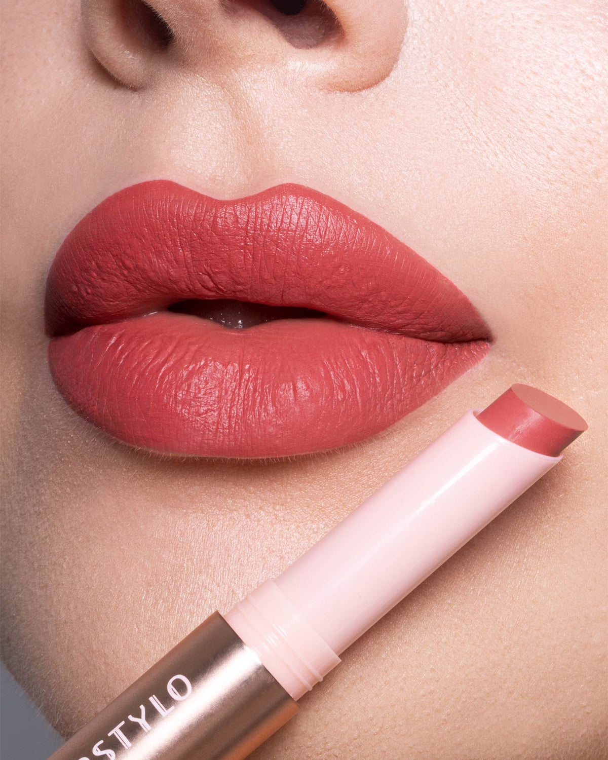 Astra Madame Lipstylo The Mat — rossetto stylo opaco