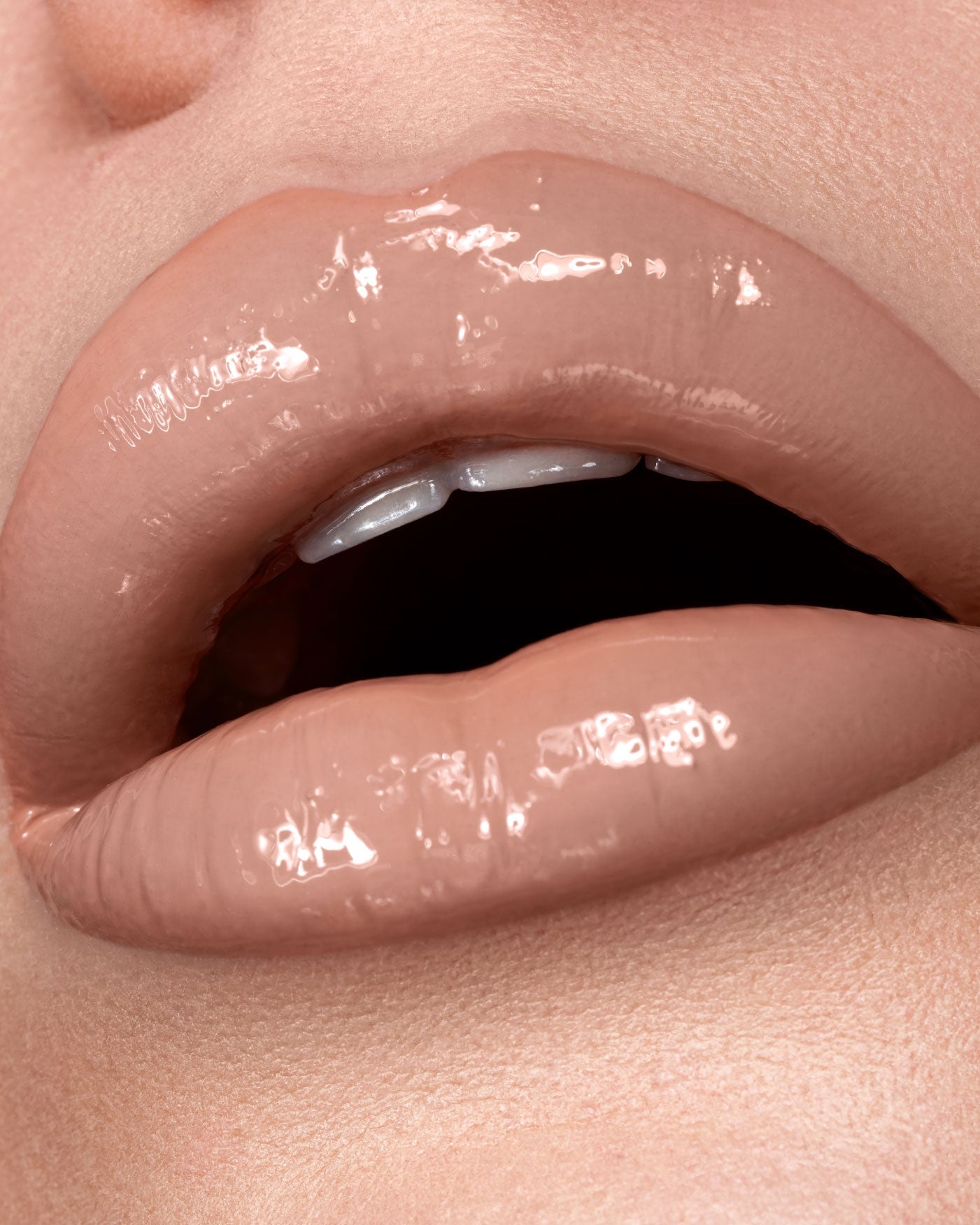 Astra Lip Bondage — rossetto liquido vinilico