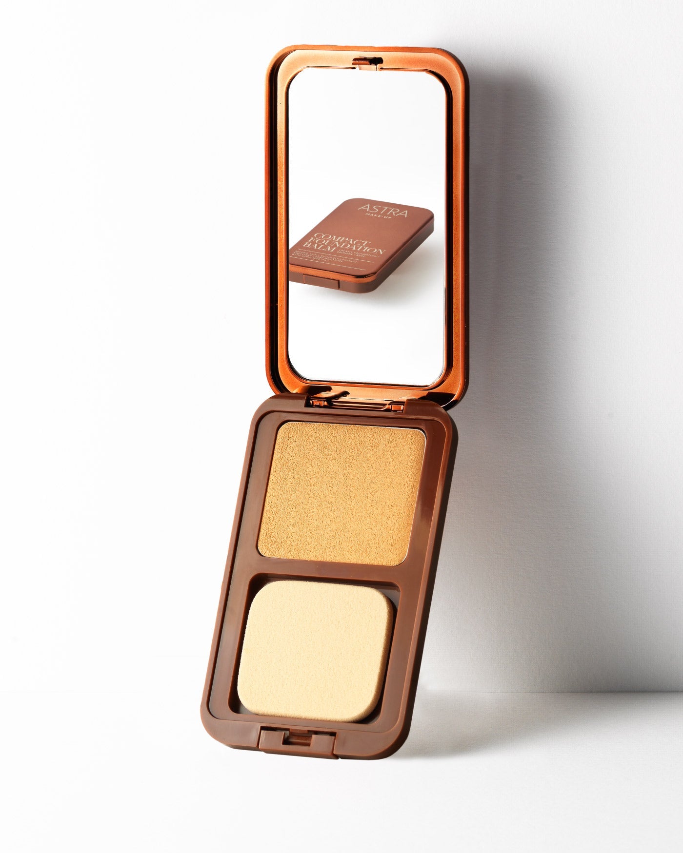 Astra Compact Foundation Balm — fondotinta compatto