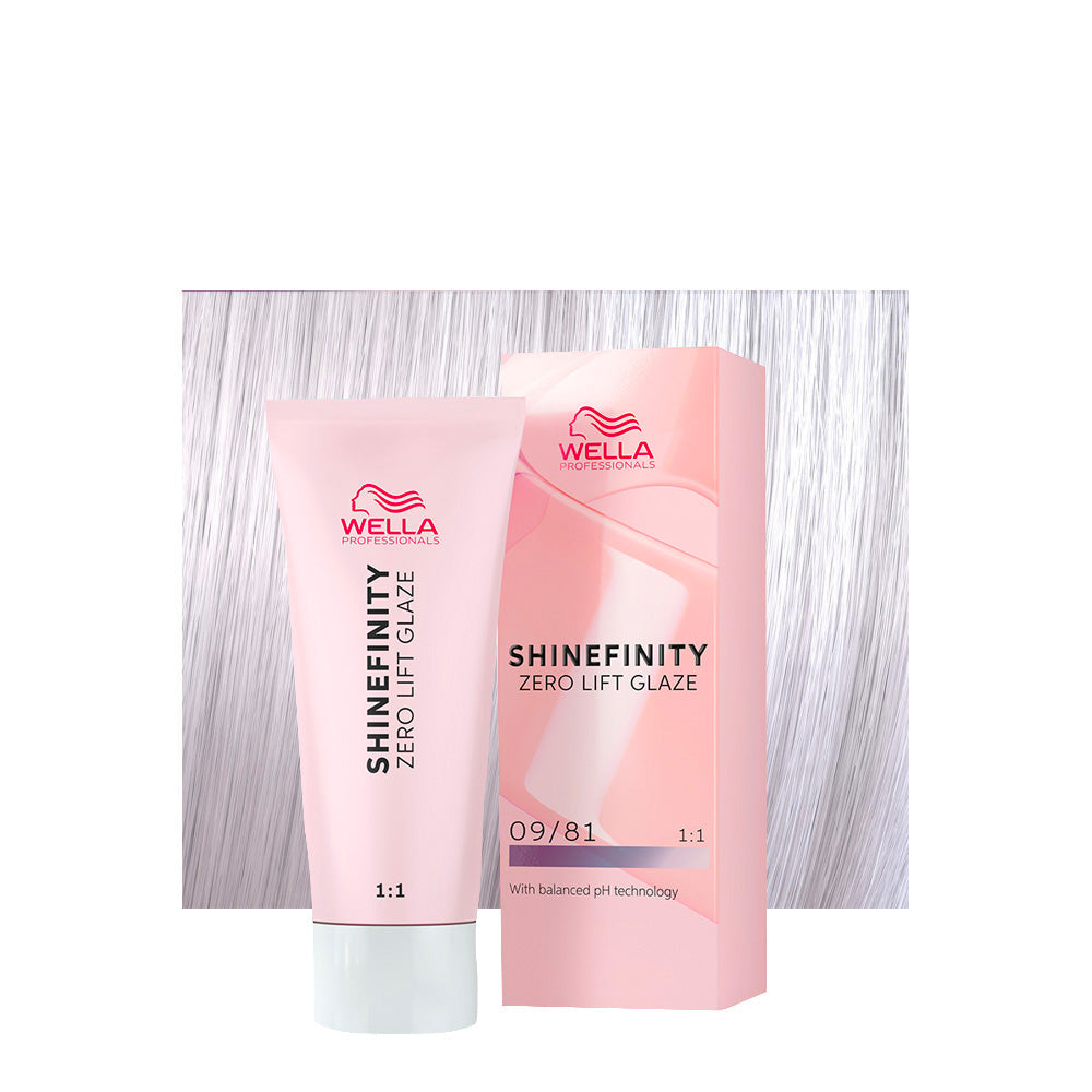 Wella Shinefinity Color Glaze 09/81 biondo chiarissimo perla cenere — tubo 60 ml e ciocca colorata