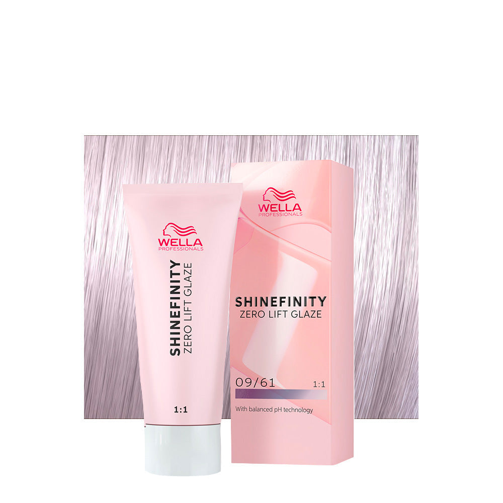Wella Shinefinity Color Glaze 09/61 biondo chiarissimo violetto cenere — tubo 60 ml e ciocca colorata