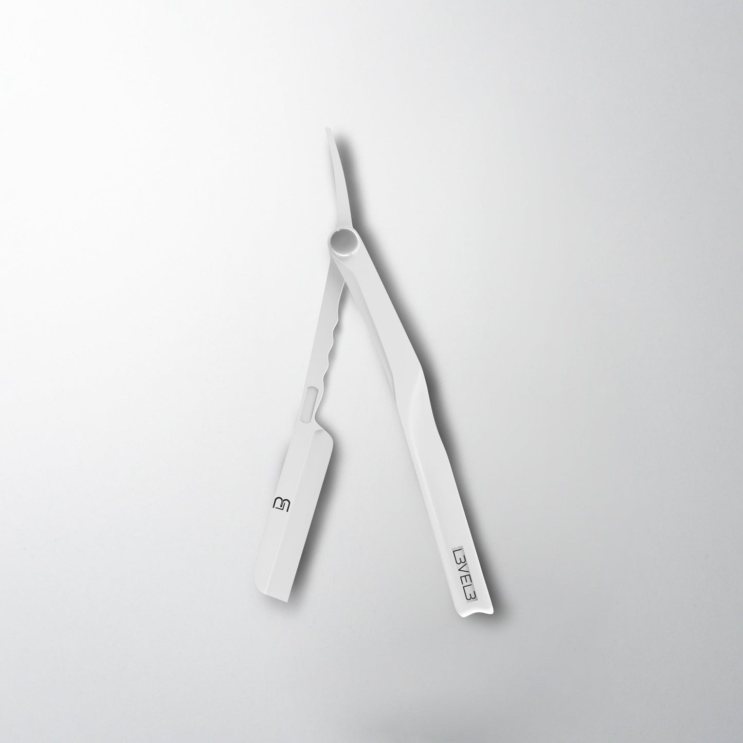 L3VEL3 Milly Clutch, rasoio shavette premium — colore Bianco
