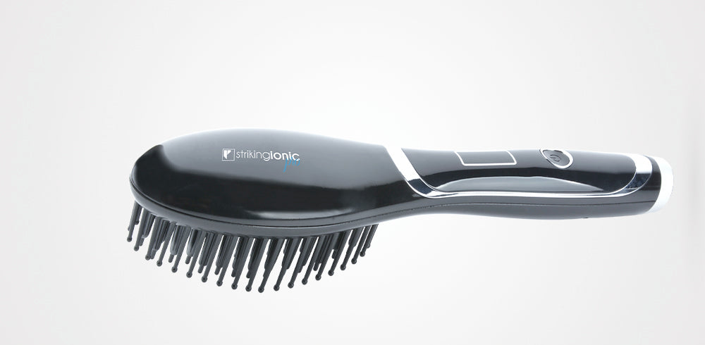 Spazzola lisciante ionica Perfect Beauty Striking Ionic Pro