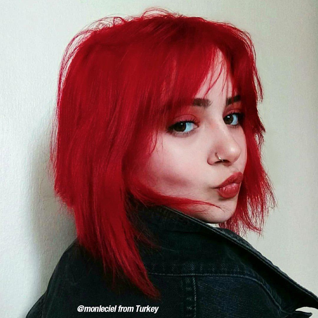 Manic Panic Pillarbox Red — colorazione semi-permanente 118 ml