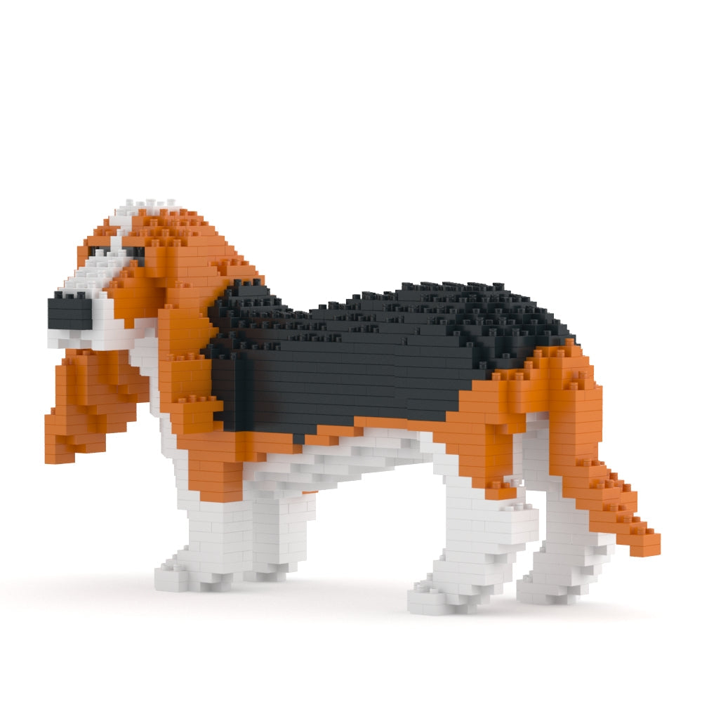 Scultura Jekca Basset Hound vista di tre quarti