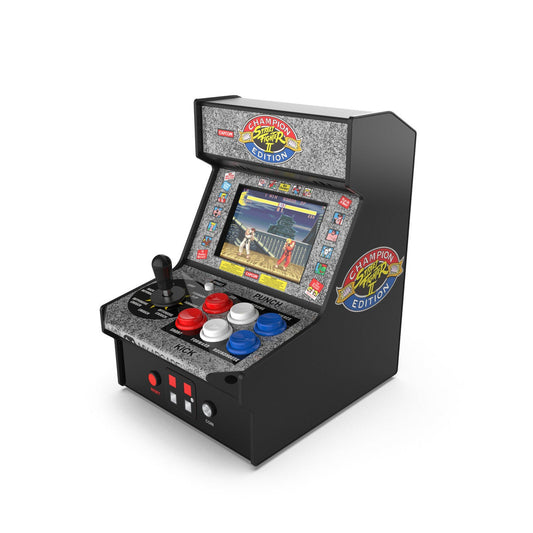 Mini cabinato arcade My Arcade Street Fighter II Champion Edition Micro Player, vista di tre quarti